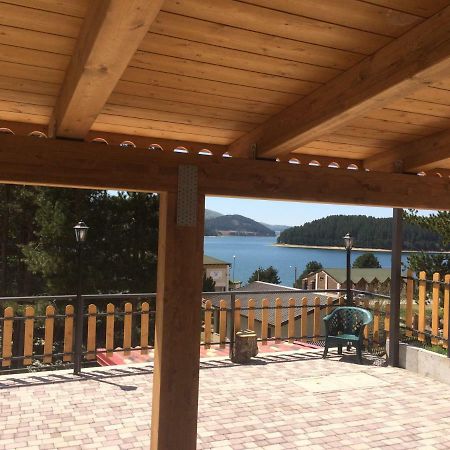 A Due Passi Bed & Breakfast Лорика Екстериор снимка