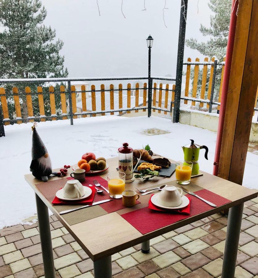 A Due Passi Bed & Breakfast Лорика Екстериор снимка