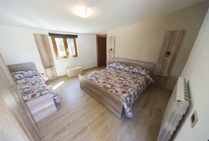 A Due Passi Bed & Breakfast Лорика Екстериор снимка