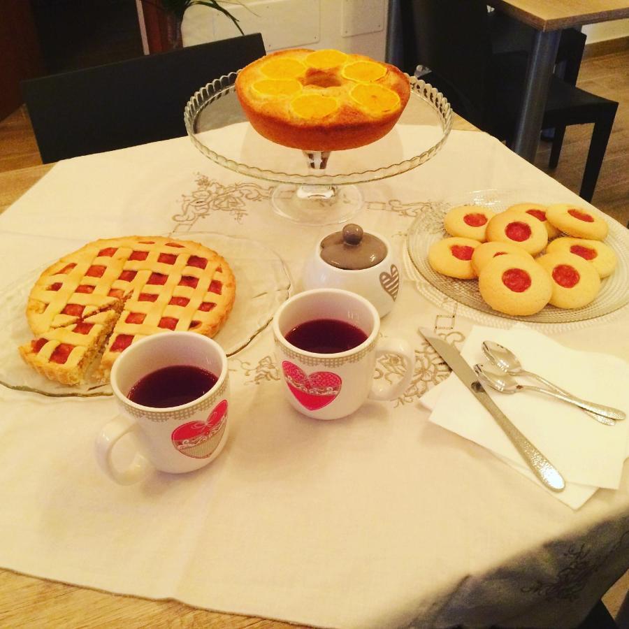 A Due Passi Bed & Breakfast Лорика Екстериор снимка
