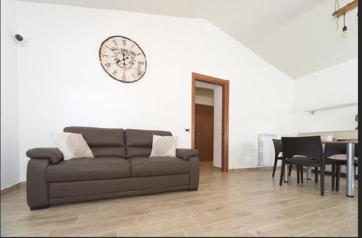 A Due Passi Bed & Breakfast Лорика Екстериор снимка